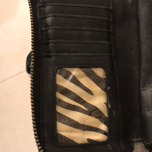Linea Peale black leather clutch - Picture 2 of 6